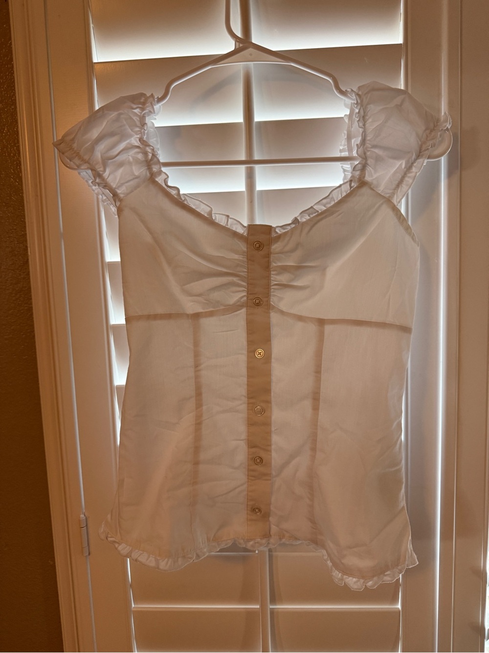 Hollister White Ruffle Button-Front Blouse